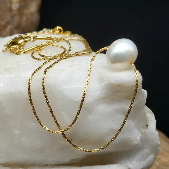 Natural Freshwater Pearl Pendant Luxury 14K Gold pl Chain Hypoallergenic
